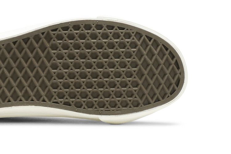 sk8-hi-lx-bricolage-vn0a45k3vsj_04