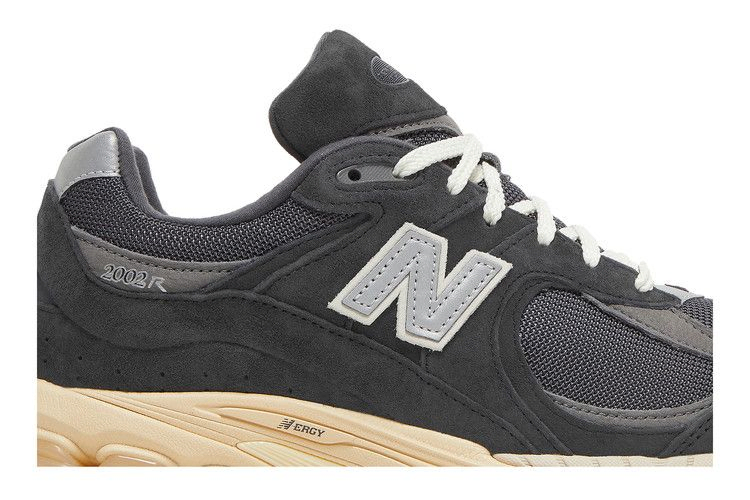 Кроссовки New Balance 2002R 'Phantom'