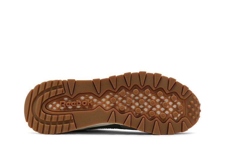 classic-leather-legacy-harmony-green-fy7560_03