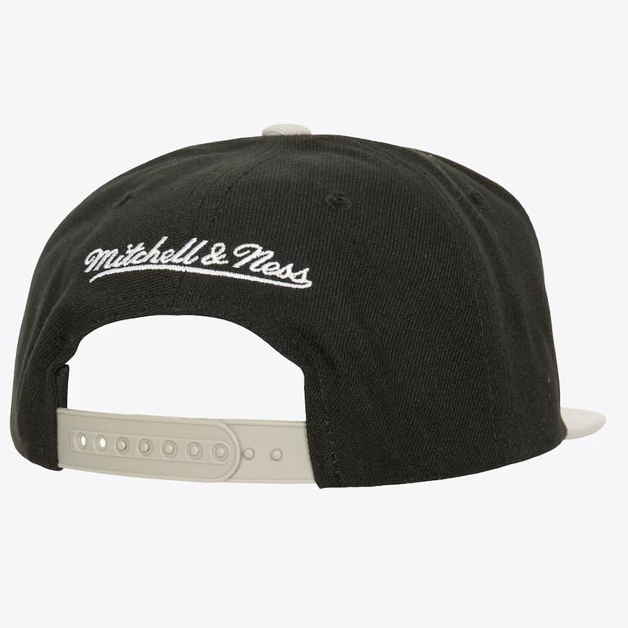 Бейсболка Mitchell & Ness Black Los Angeles Kings Circle Splash Vintage Snapback Hat