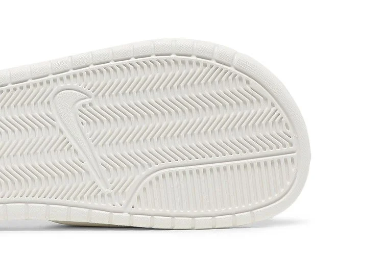 Krossovki-Stussy-x-Nike-Benassi-Sail-4