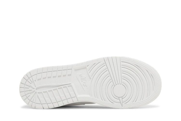 air-jordan-1-low-gs-triple-white-2023-553560-136_03