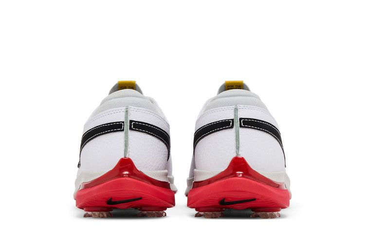 Кроссовки Nike Air Zoom Victory Tour 3 'White Track Red'