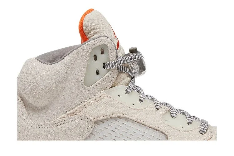 Krossovki-Air-Jordan-5-Retro-SE-Craft-Light-Orewood-Brown-1
