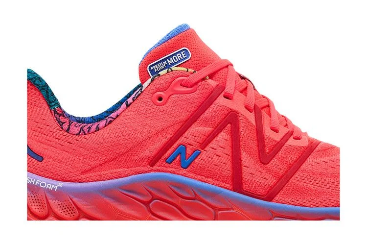 Кроссовки New Balance Fresh Foam X More v4 'Electric Red Bright Lapis'