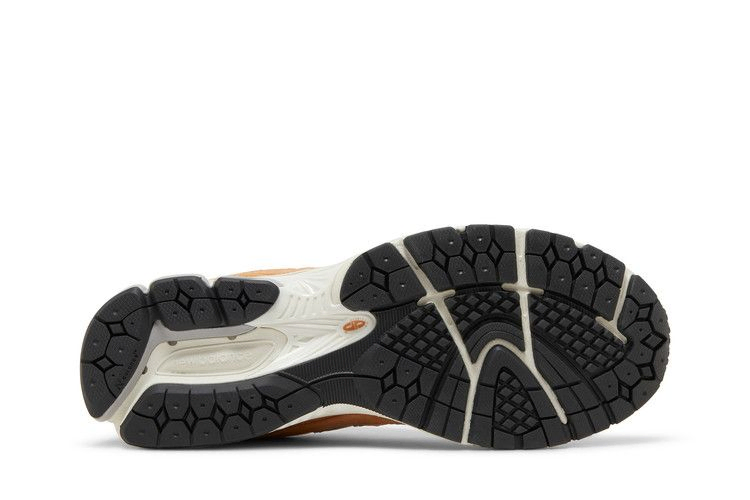 Кроссовки New Balance 2002R 'Sweet Caramel'