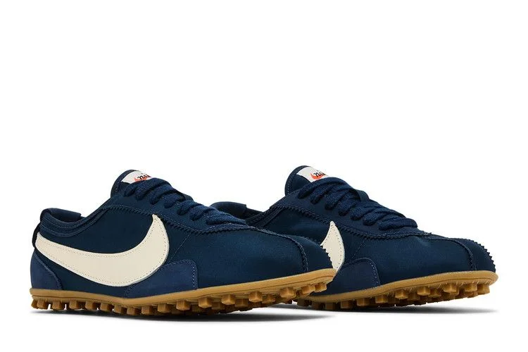 Krossovki-Nike-Wmns-Moon-Shoe-Midnight-Navy-Gum-7