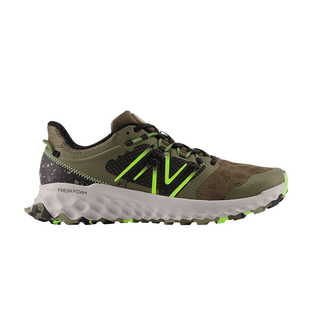 Кроссовки New Balance Fresh Foam Garoé 2E Wide 'Dark Camo Pixel Green'