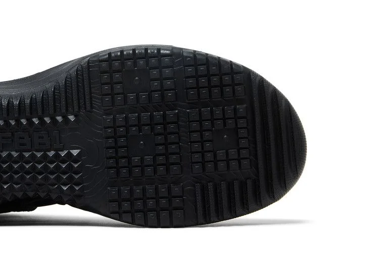 Кроссовки Nike SFB B2 'Triple Black'