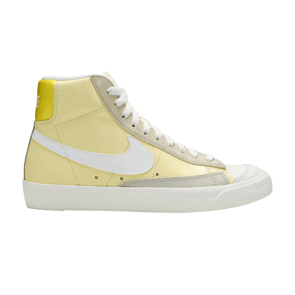Krossovki-Nike-Wmns-Blazer-Mid-77-Bicycle-Yellow