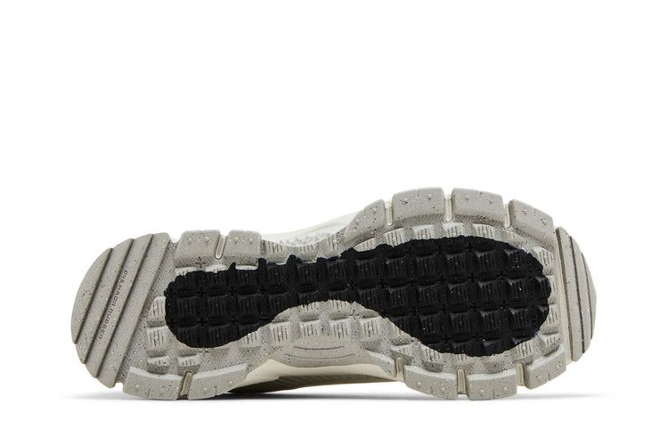 zoom-vomero-roam-summit-white-hv5951-100_03