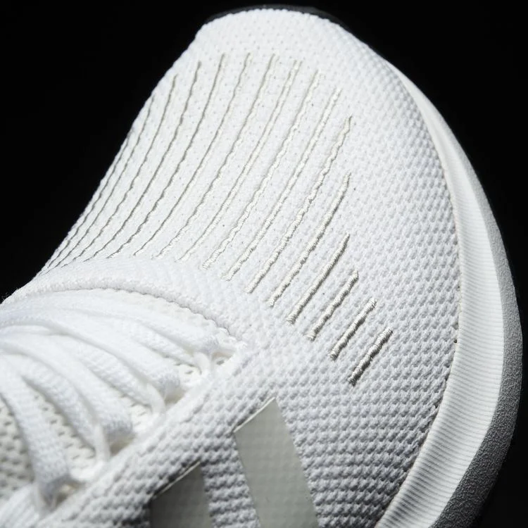 Krossovki-Adidas-Swift-Run-White-4