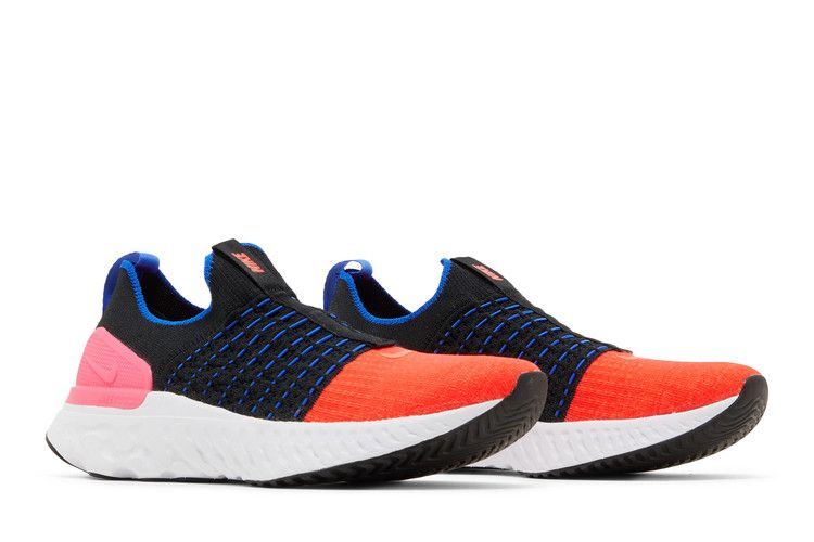 wmns-react-phantom-run-flyknit-2-black-bright-crimson-dx2354-001_07