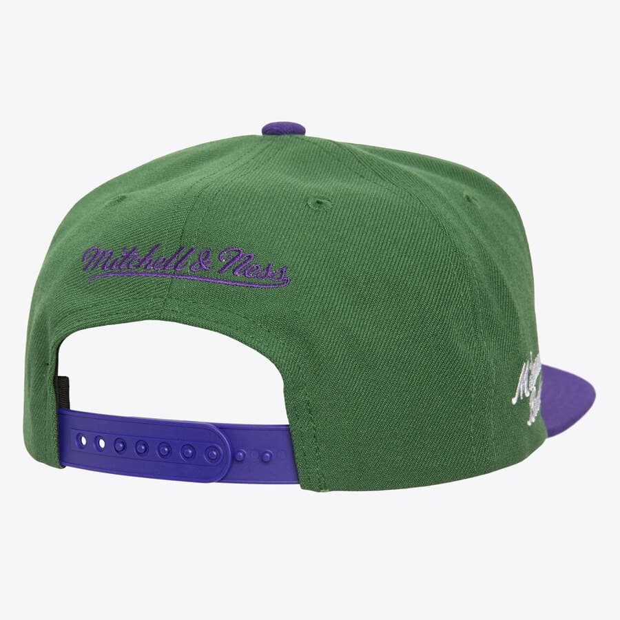 Бейсболка Mitchell & Ness Green Milwaukee Bucks Hardwood Classics Uprise Snapback Hat