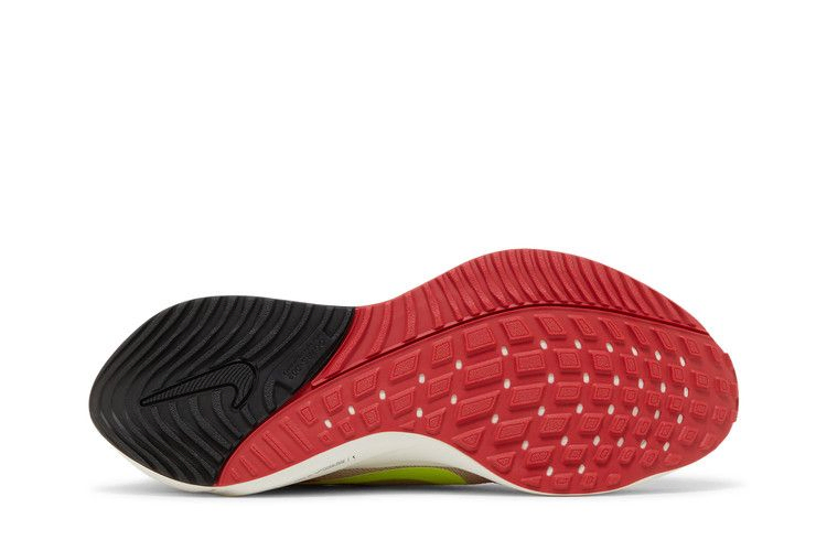 Кроссовки Nike Air Zoom Vomero 16 'Siren Red Volt'