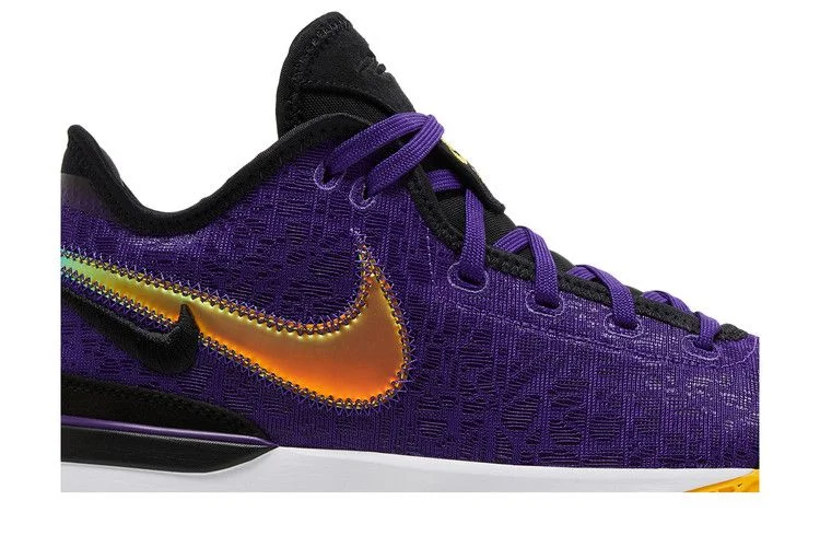 Krossovki-Nike-Zoom-LeBron-NXXT-Gen-EP-Lakers-1