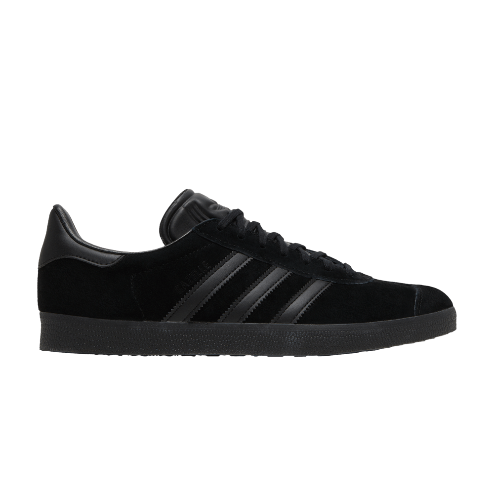 gazelle-triple-black-cq2809
