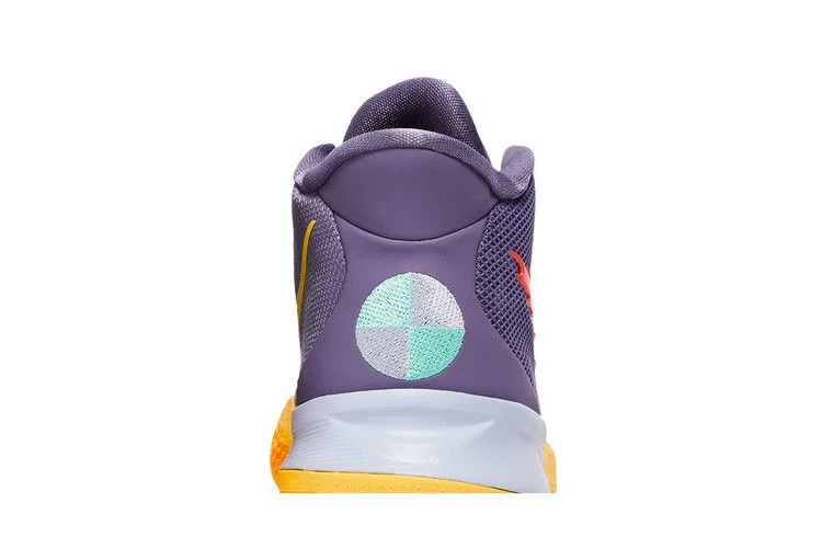 Кроссовки Nike Kyrie 7 GS 'Daybreak'