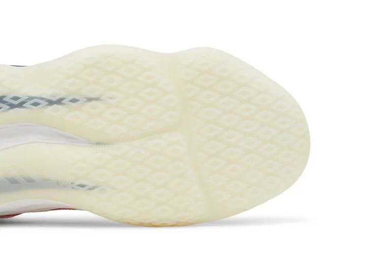 Krossovki-Eric-Emanuel-x-adidas-Exhibit-A-White-Victory-Blue-4