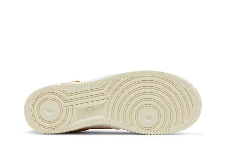 Кроссовки Nike Wmns Air Force 1 '07 LV8 'Little Accra'