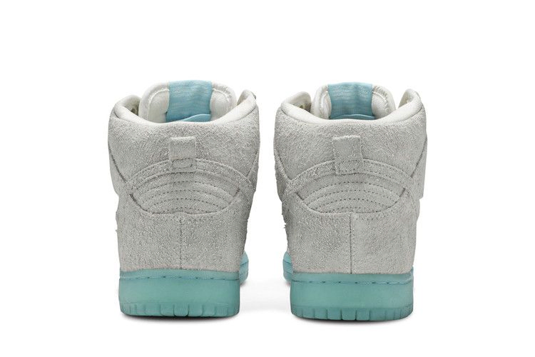 dunk-high-sb-chairman-bao-313171-114_05