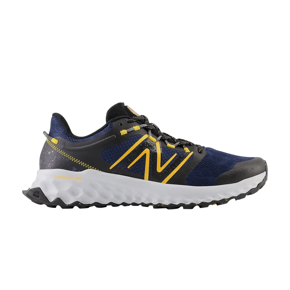 Krossovki-New-Balance-Fresh-Foam-Garoe-Navy-Hot-Marigold