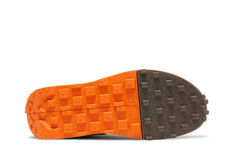 Кроссовки Nike Wmns Fontanka Waffle 'Black Volt'