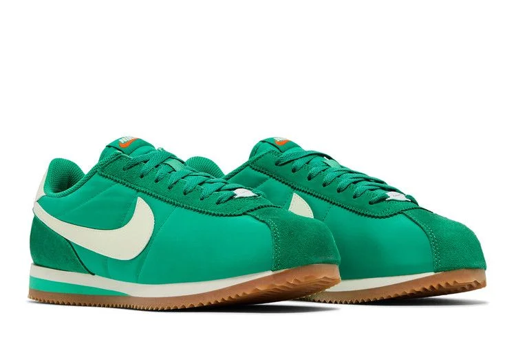 Krossovki-Nike-Wmns-Cortez-Stadium-Green-7