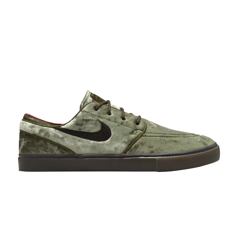 Krossovki-Nike-Zoom-Stefan-Janoski-OG-SE-SB-City-of-Cinema