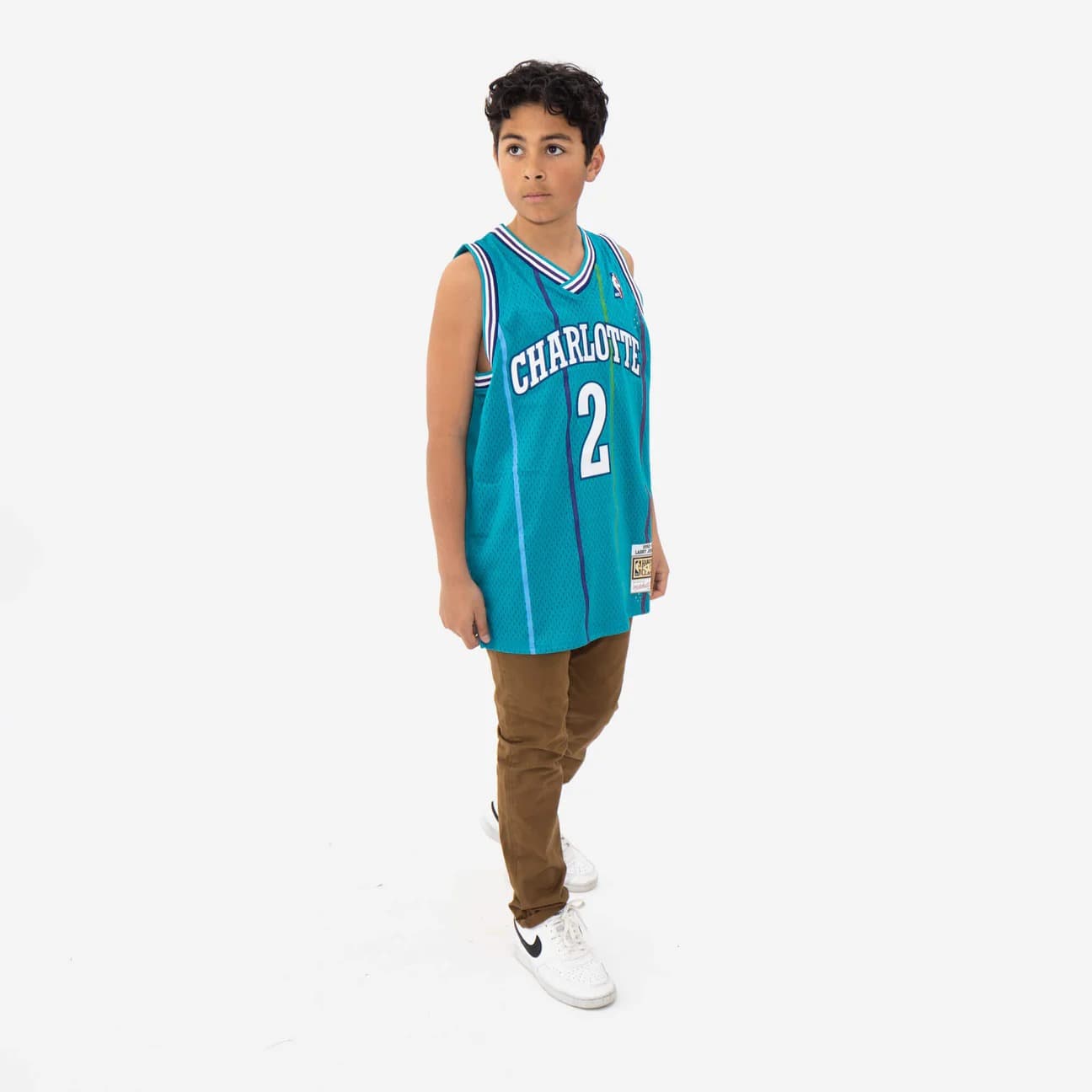 Баскетбольная джерси 1992-93 Charlotte Hornets Larry Johnson #2 Youth Swingman Hardwood Classics Teal Jersey