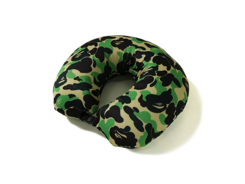 Подушка для шеи BAPE ABC 2Way Neck Pillow Green