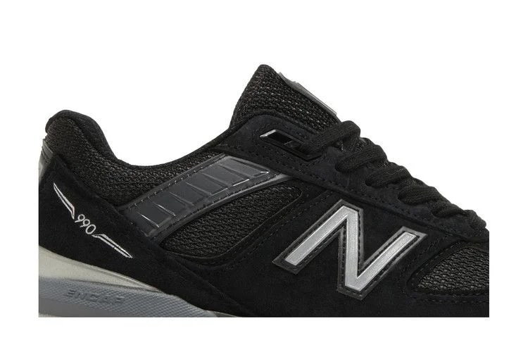 Krossovki-New-Balance-Wmns-990v5-Made-In-USA-Black-1