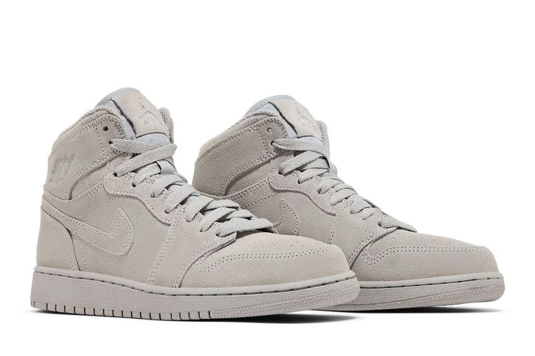 Krossovki-Air-Jordan-1-Retro-High-BG-Grey-Suede-7