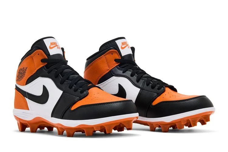 Krossovki-Air-Jordan-1-Mid-TD-Cleat-Shattered-Backboard-7