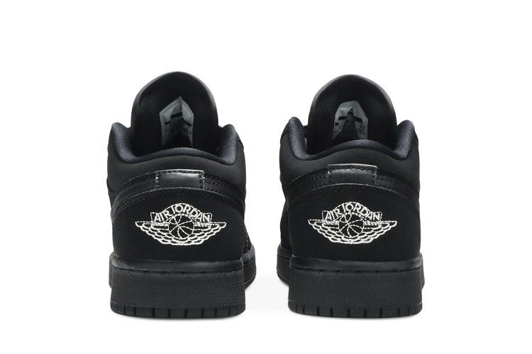 Кроссовки Air Jordan 1 Retro Low GS 'Triple Black'