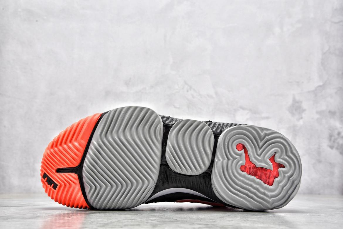 Кроссовки Nike LeBron 16 Black Hot Lava