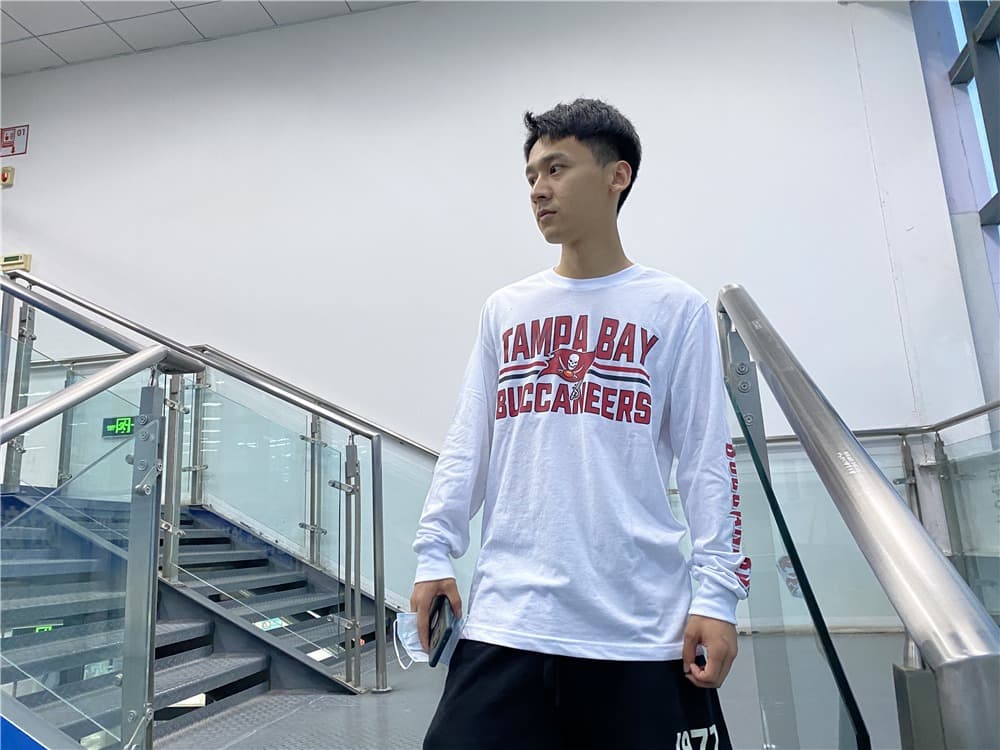 Лонгслив B20THER NFL Tampa Bay Buccaneers White Longsleeve