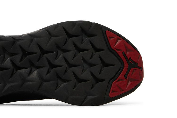 Кроссовки Air Jordan Trainer ST Winter 'Bred'