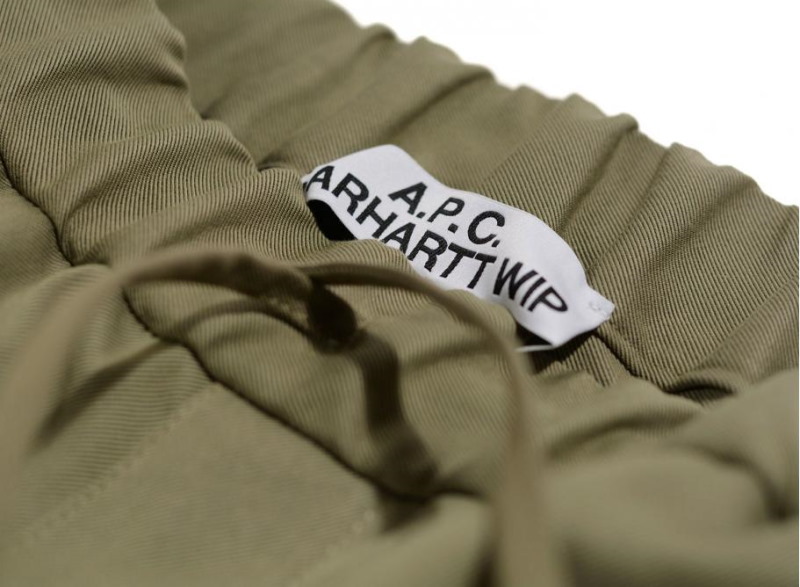 Спортивные штаны A.P.C. Pantalon Crossover Pants Khaki