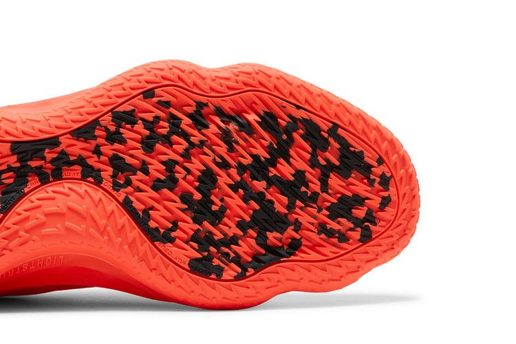 Кроссовки adidas Dame 7 'Fire Inside'