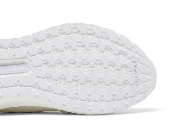 stella-mccartney-x-wmns-ultraboost-20-no-dye-h00034_04