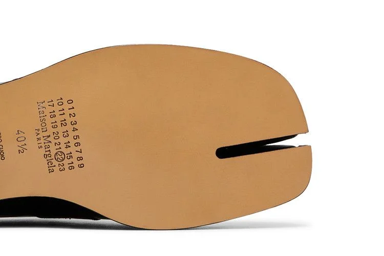 Кроссовки Maison Margiela Wmns Tabi Penny Loafers 'Black'