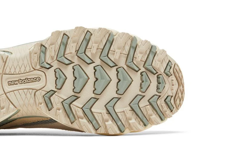 Krossovki-Tokyo-Design-Studio-x-New-Balance-610S-Concrete-4