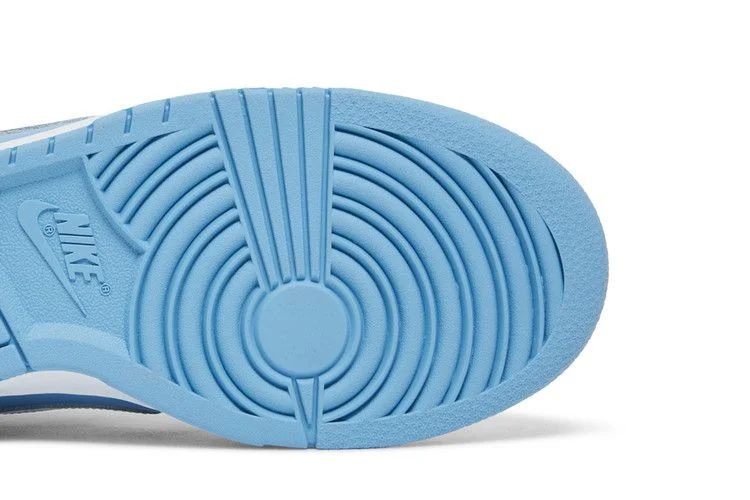 Кроссовки Nike Wmns Dunk Low 'Reverse UNC'