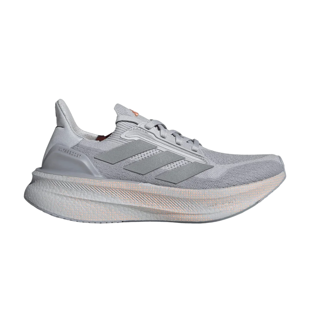 Krossovki-adidas-Wmns-Ultraboost-5X-Light-Solid-Grey-Silver-Metallic-Beam-Orange