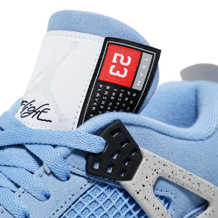 Krossovki-Air-Jordan-4-Retro-University-Blue-9