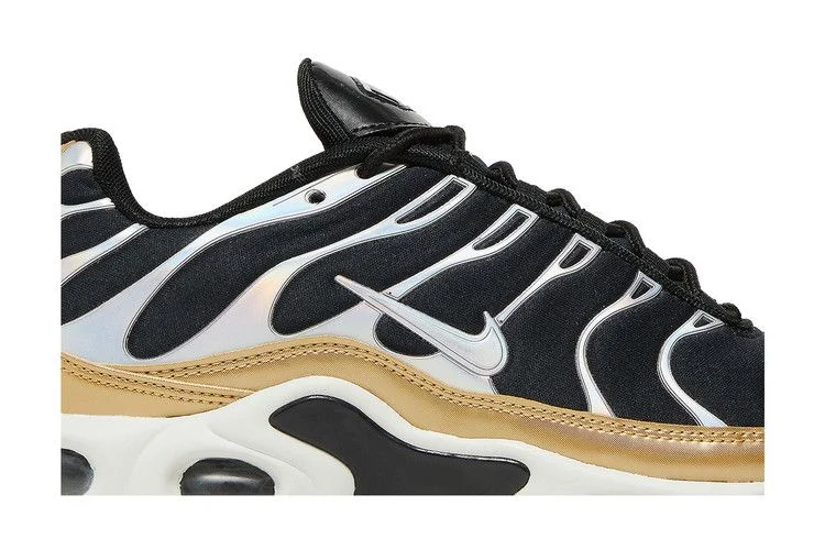 Кроссовки Nike Wmns Air Max Plus 'Black Gold'