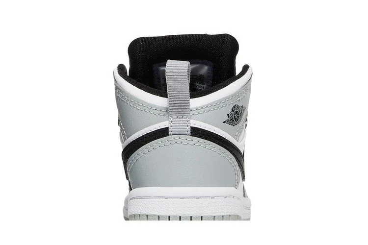 Krossovki-Air-Jordan-1-Mid-TD-Light-Smoke-Grey-6