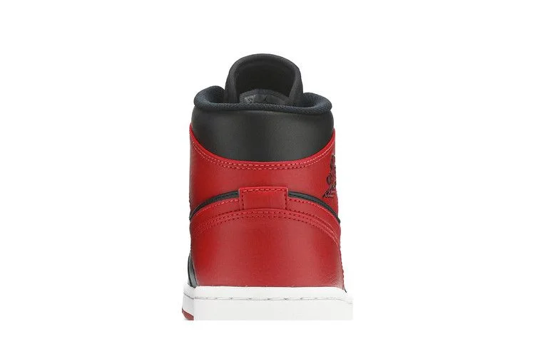 Кроссовки Air Jordan 1 Mid 'Banned'