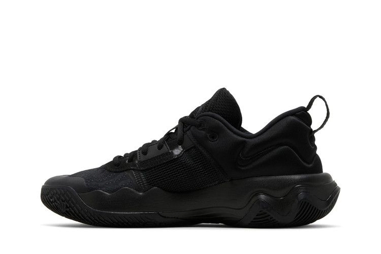 giannis-immortality-3-ep-triple-black-dz7534-001_02